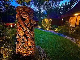 Puunee Wild River Resto & Villa's