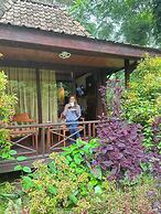 Puunee Wild River Resto & Villa's