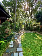 Puunee Wild River Resto & Villa's