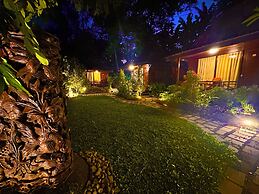 Puunee Wild River Resto & Villa's
