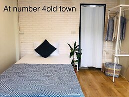 Number 4 Old Town