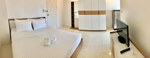 Grandview Ladprao Hotel