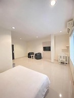 Hotel Beverly Inn Batam Center