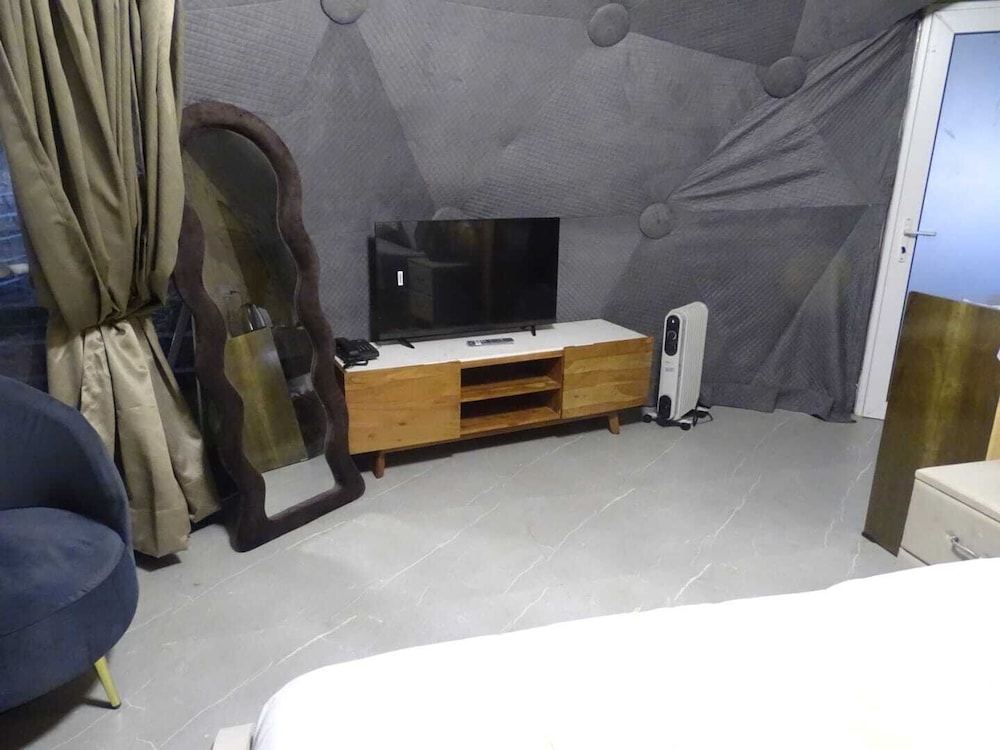 Shiku Glamping Stays
