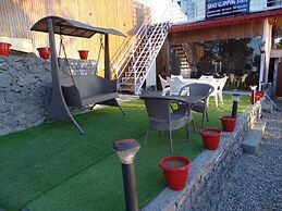 Shiku Glamping Stays