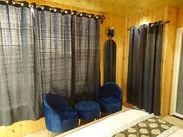 Shiku Glamping Stays