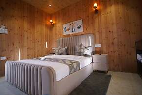 Shiku Glamping Stays