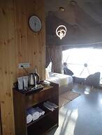 Shiku Glamping Stays