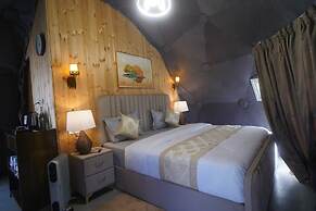 Shiku Glamping Stays