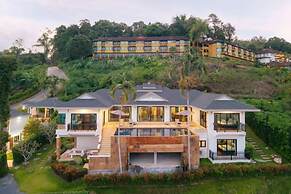 Golden Horizon Villa