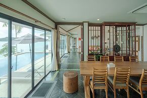 Golden Horizon Villa
