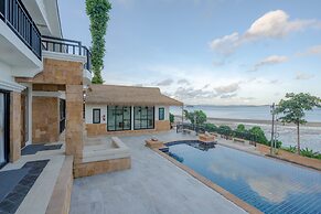 Golden Horizon Villa