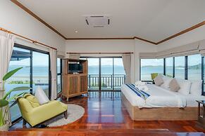 Golden Horizon Villa