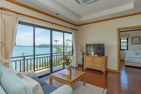Golden Horizon Villa