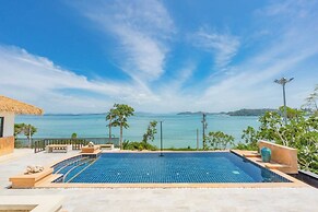 Golden Horizon Villa