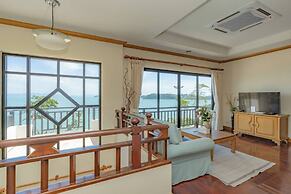 Golden Horizon Villa