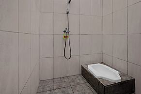 OYO 95035 Harmony Guest House Syariah