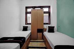 OYO 95035 Harmony Guest House Syariah