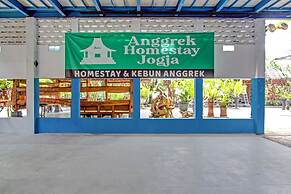 OYO 95018 Anggrek Homestay Jogja Syariah
