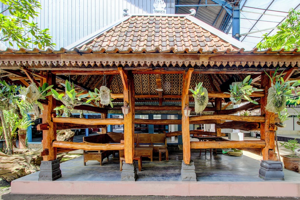 OYO 95018 Anggrek Homestay Jogja Syariah