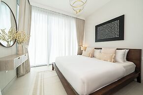 Experience 2BR Luxury Living  LIV Marina
