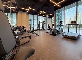 Experience 2BR Luxury Living  LIV Marina