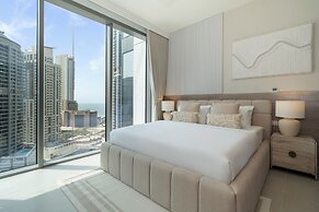 Experience 2BR Luxury Living  LIV Marina