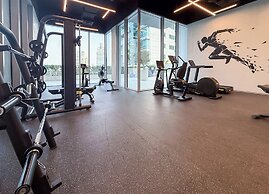 Experience 2BR Luxury Living  LIV Marina