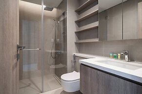 Experience 2BR Luxury Living  LIV Marina