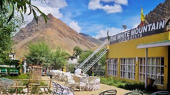 The White Mountain Stays - Key
