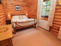 Little Bears Hideaway @ 23 Lakeside