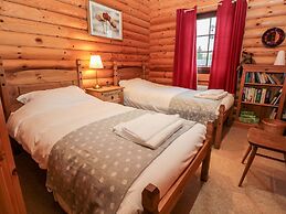 Little Bears Hideaway @ 23 Lakeside