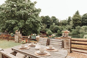 Herons Lake Retreat