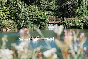 Herons Lake Retreat