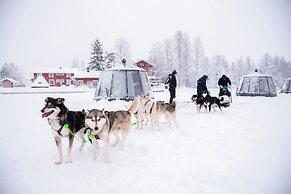 Aurora Lake Lodges