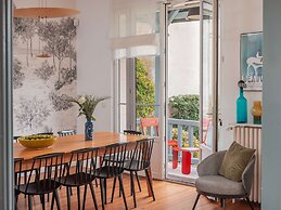 Large Chic Stylish Villa Superb Garden