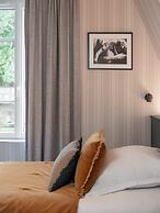 Large Chic Stylish Villa Superb Garden