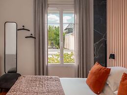 Large Chic Stylish Villa Superb Garden