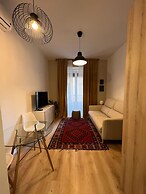 w Dreamy 1BR With Great Balconny