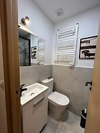 w Dreamy 1BR With Great Balconny