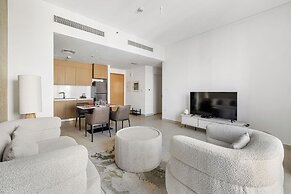 1BR Creek Beach Access