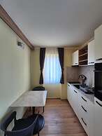 Mega Apartmaji
