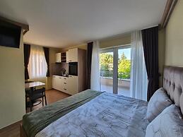 Mega Apartmaji