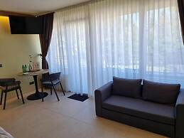Mega Apartmaji