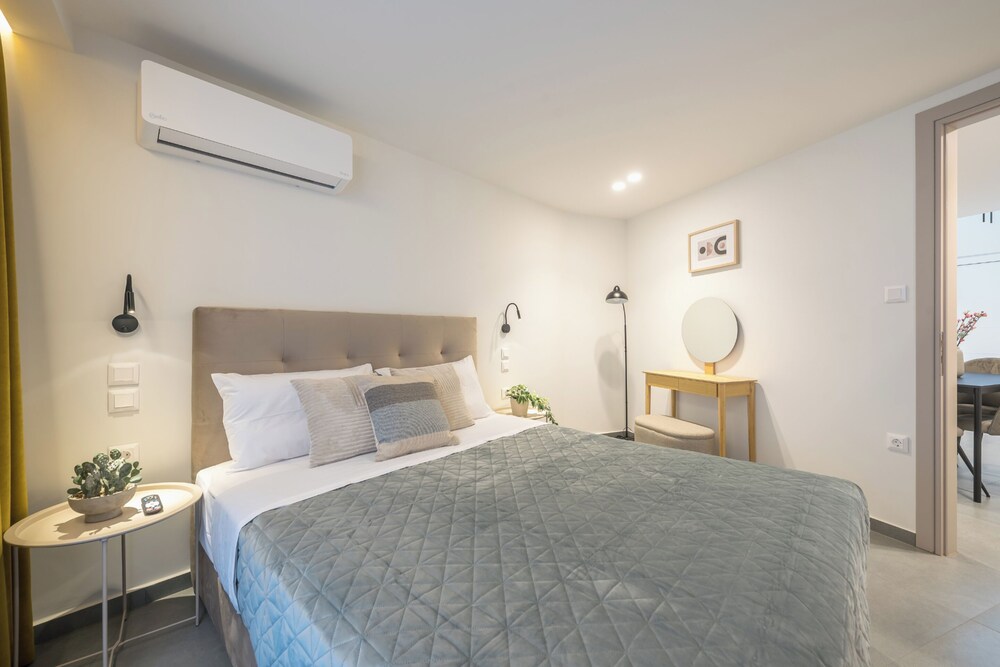 Athens Secluded Apartments