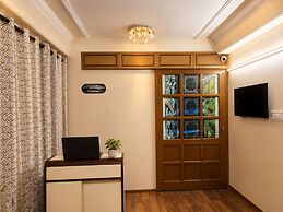 Sapphire B&B Near Mall Road Shimla