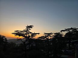 Sapphire B&B Near Mall Road Shimla