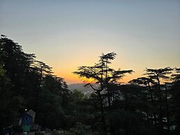 Sapphire B&B Near Mall Road Shimla