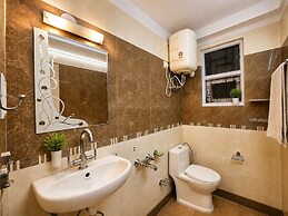 Sapphire B&B Near Mall Road Shimla
