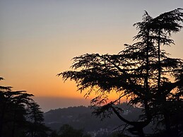 Sapphire B&B Near Mall Road Shimla